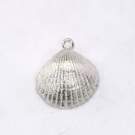 SIlver sea shell pendant